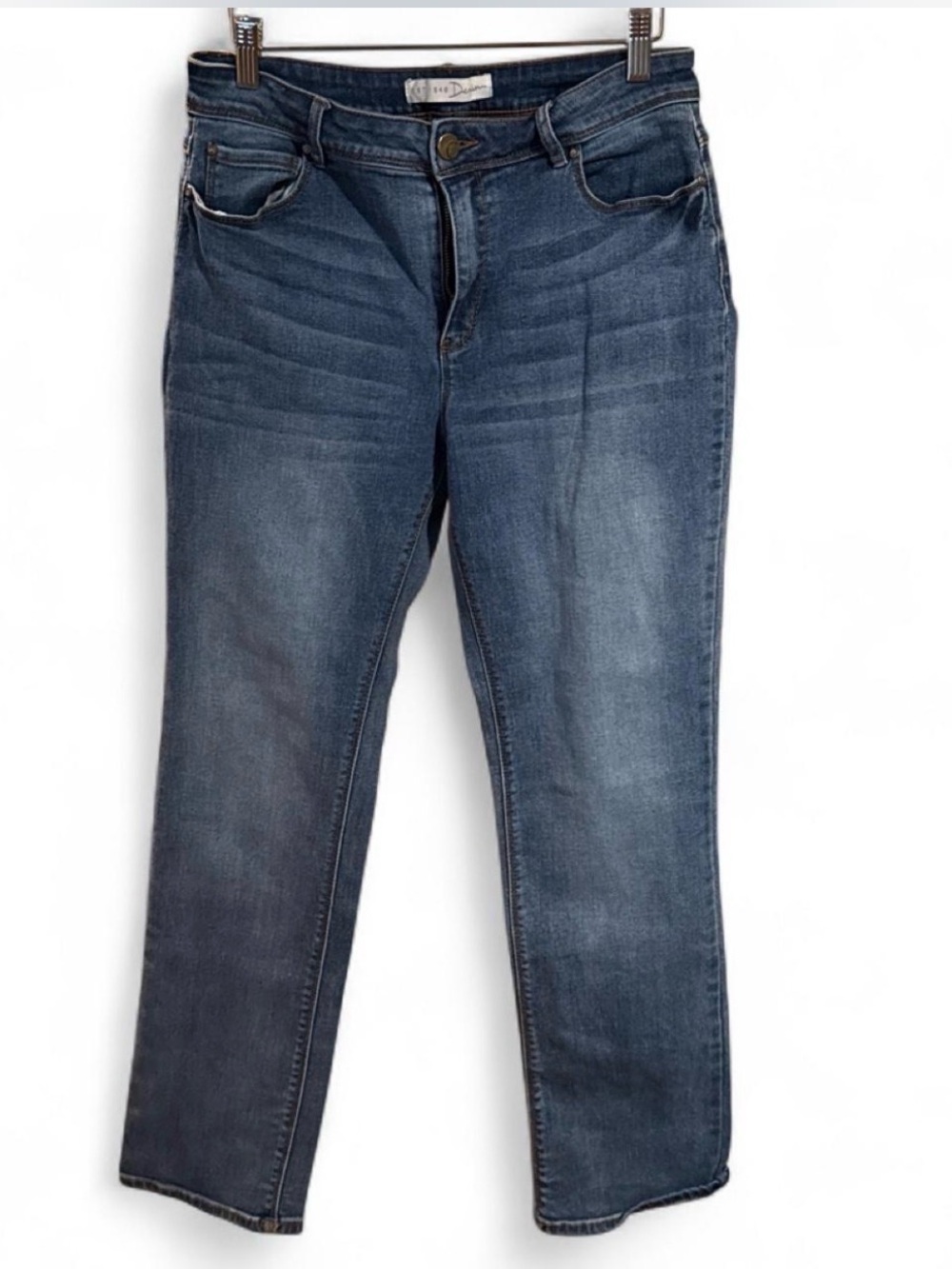 Straight-Leg Women's Jeans in Dark Blue